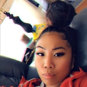 Meet your Posher, Abigail